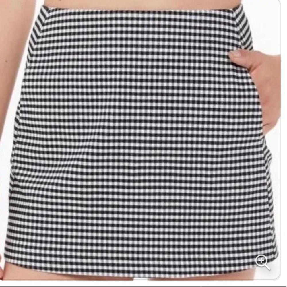 Urban Outfitters Gingham Skirt - Picture 2 of 5